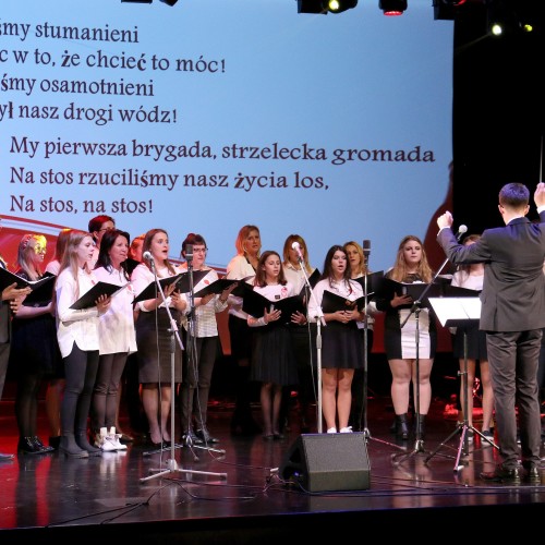 Ustrzyckie śpiewanie pieśni patriotycznych